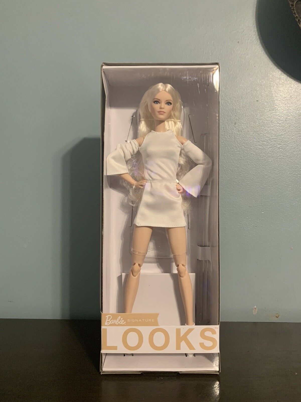 NIB 2021 Barbie Signature Looks Doll - Blonde Posable MODEL #6