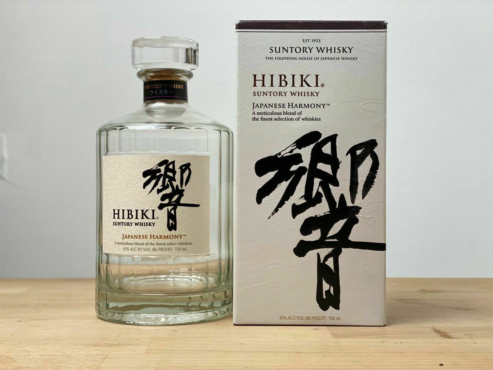 HIBIKI Suntory Whisky Japanese Harmony Glass Decanter 750 mL Empty Bottle + Box