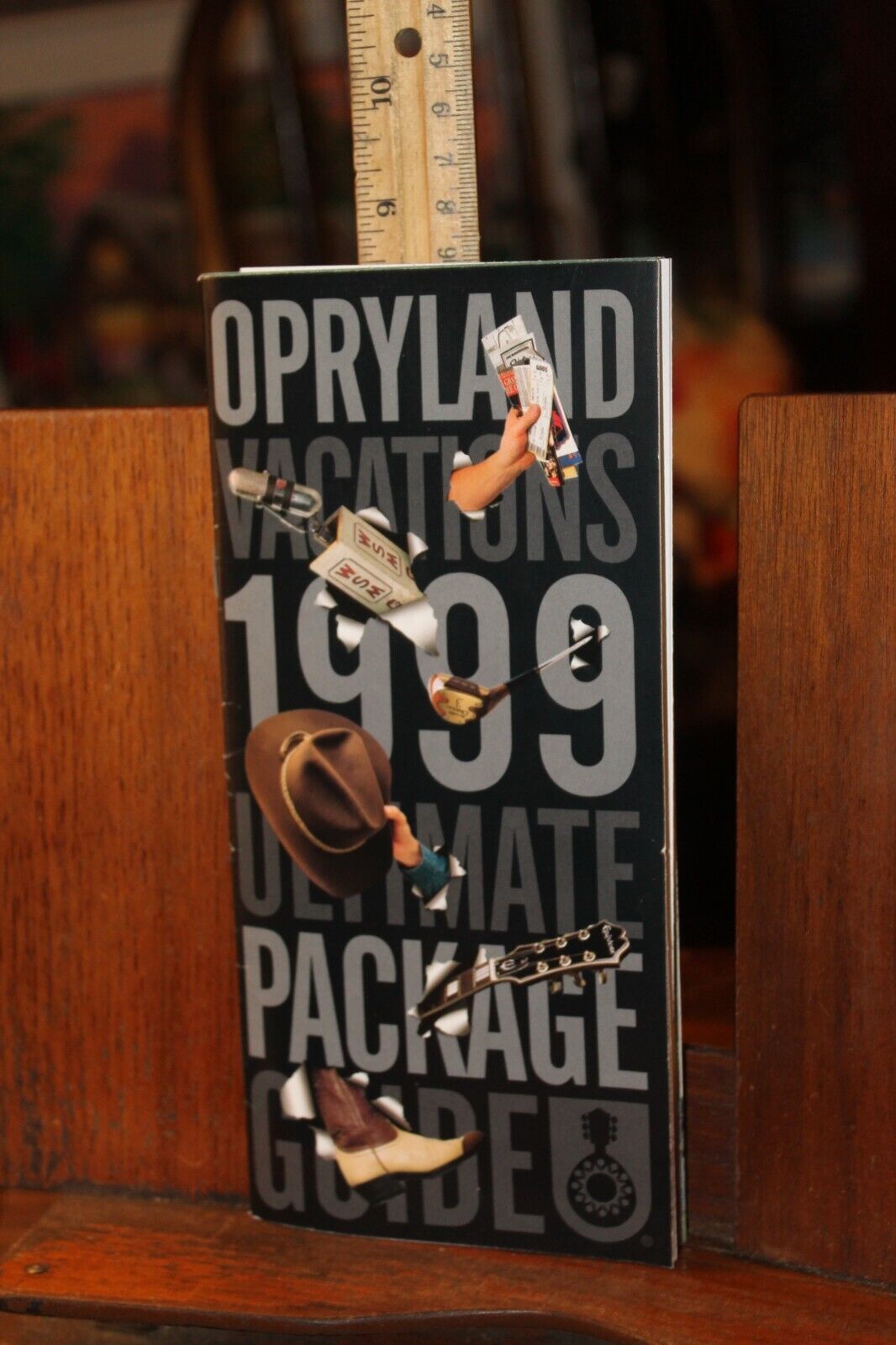 1999 Opryland Vacation Guide Booklet and Letter Nashville Tennessee