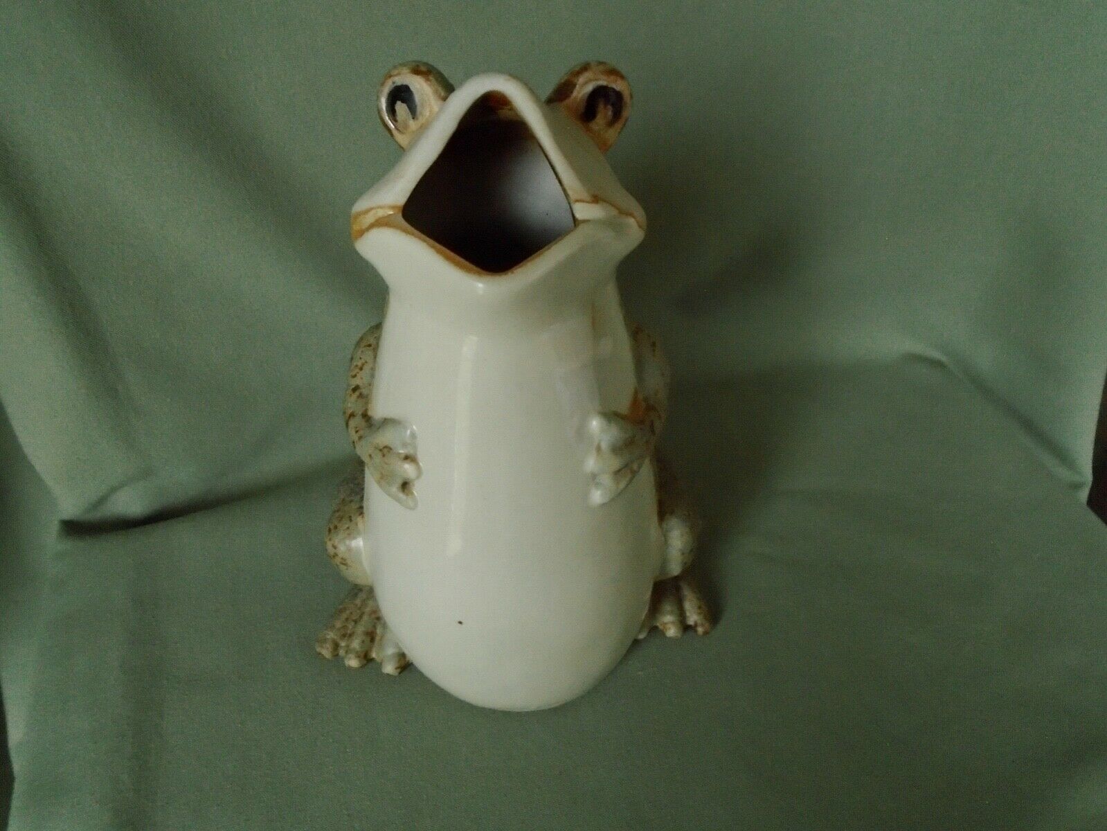 VTG Mid Century Open Mouth Frog Textured Ceramic Gloss Matte Statue Figurine