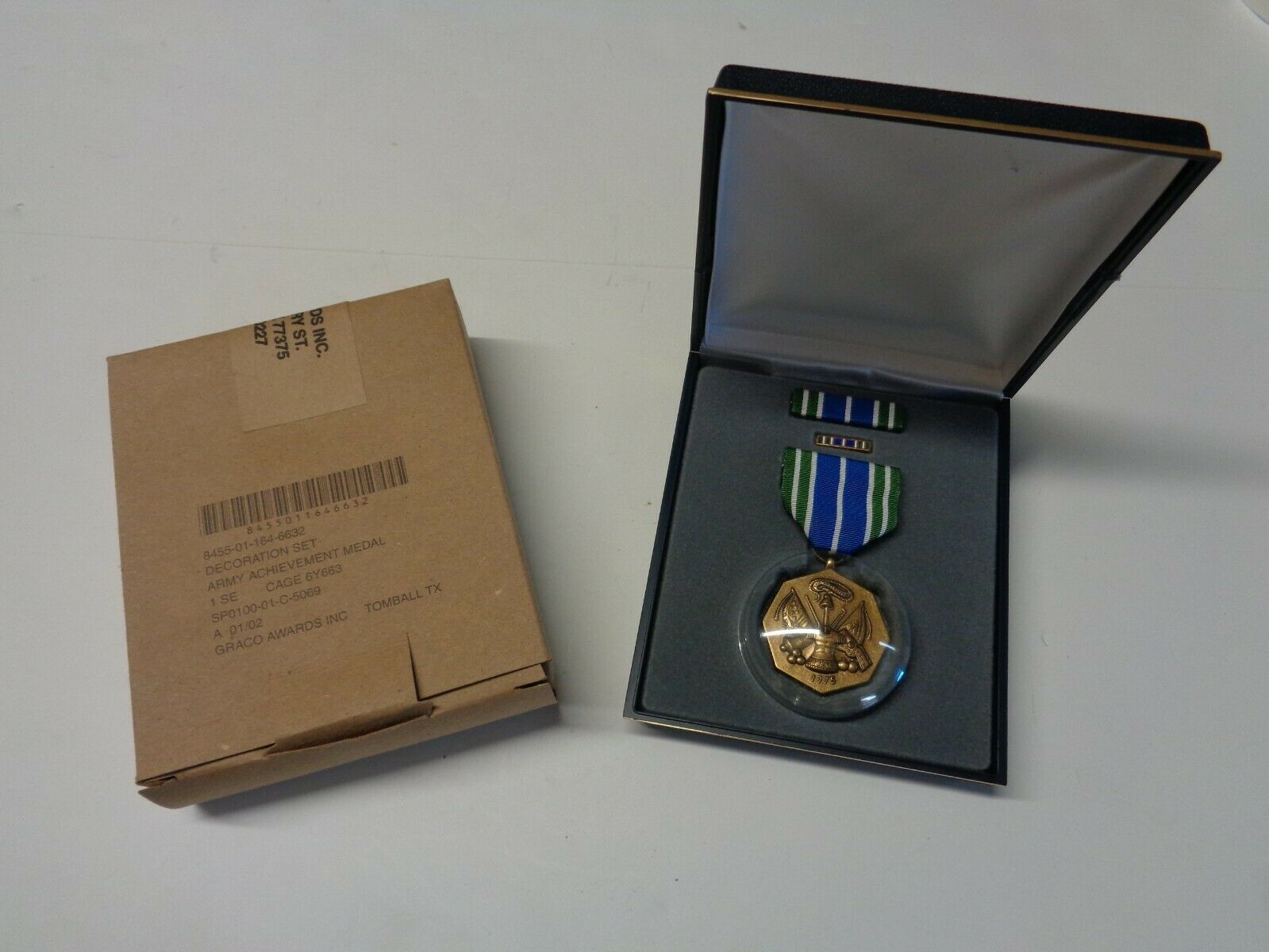 New U.s. Army Achievement Medal Decoration Set
